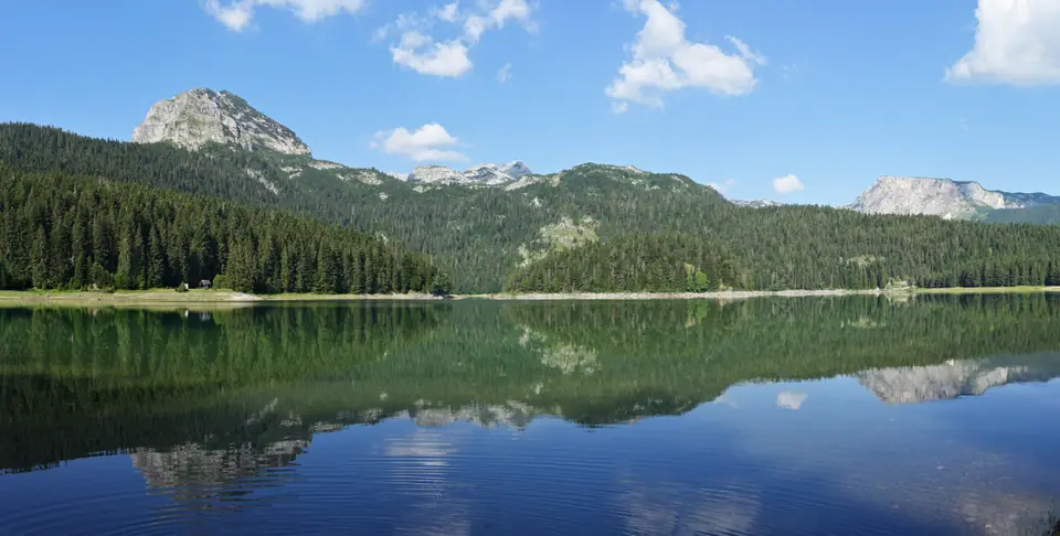 Crno jezero (Lago Negro), parque nacional de Durmitor, Montenegro