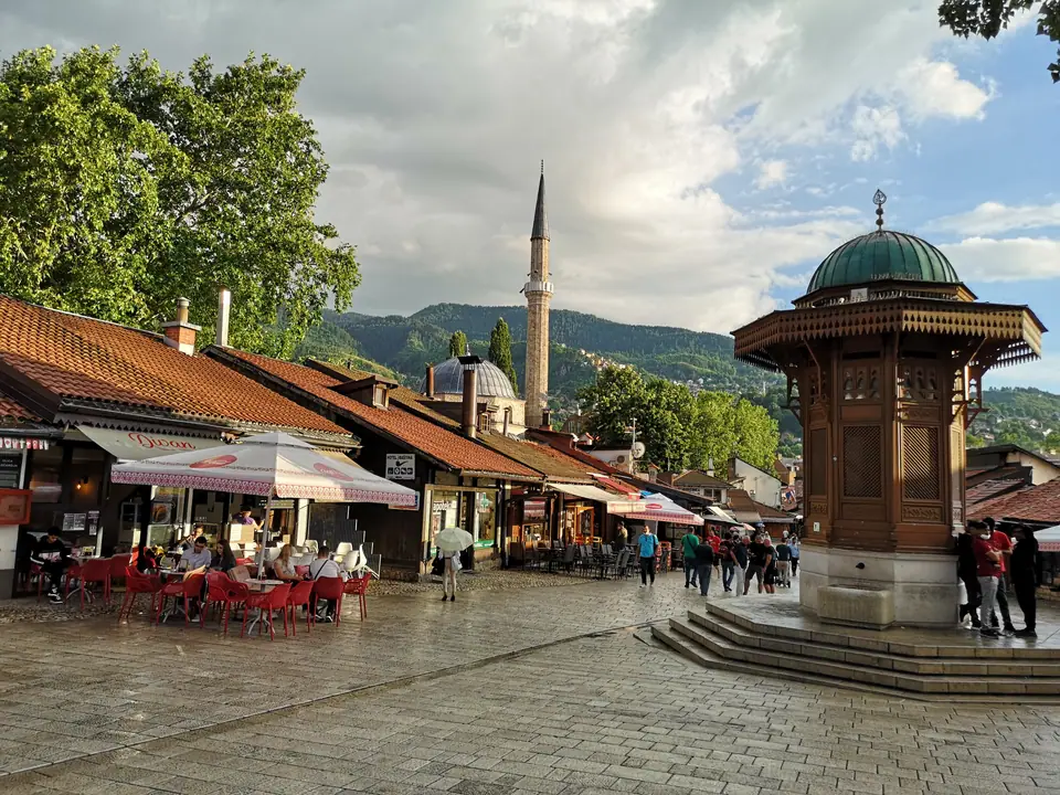 Calles del barrio histórico de Baščaršija, en Sarajevo